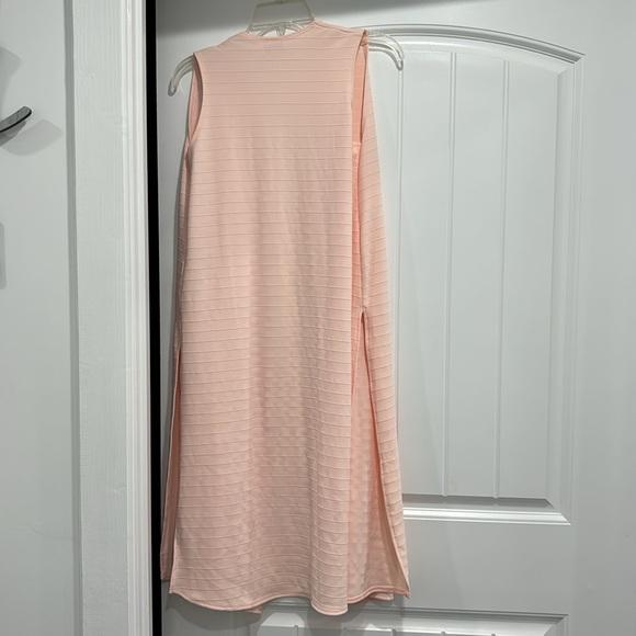 Lula Roe - Picture 3 of 3